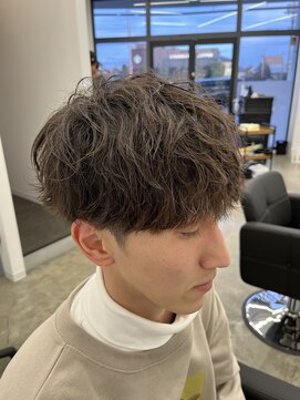 ラッドバイプティパ(rad...by petit-pas) *波巻きパーマ/マッシュ/ショート/水戸パーマ/メンズカット*