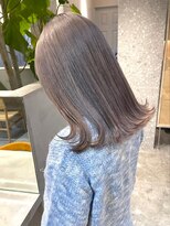 リムレスバイサンク 万代 新潟駅(LIMLESS by cinq) ミルクティーベージュレイヤーインナーカラーグレージュカラー