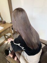 ガルボ ヘアー(garbo hair) オトナ女子 10代 20代 グレージュ ブリーチ ペールベージュ