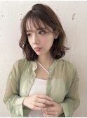 小顔ミディアムニュアンスパーマウェーブヘア