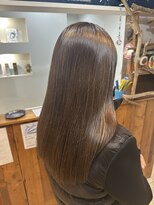 マウナ ヘアー(MAUNA HAIR)&nbsp;ロング、艶カラー