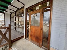 ノワールティグル(noir tigre)の雰囲気(落ち着いた雰囲気で明るいstaffばかり!ぜひ遊びに来て下さい♪)