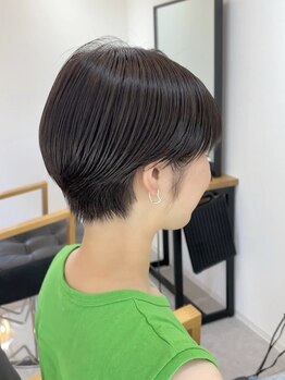 シフターズ(SIFTERS)の写真/再現性バツグンな美シルエットのショートデザイン☆360度どこから見ても完璧なカットがSIFTERSで叶う。