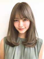 アリーズ(ALLYS) 透明感ミルクティーアッシュ/ローレイヤー/顔まわりカット