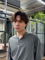 ユニオン(Union)&nbsp;メンズパーマ｜ゆるウェーブ×センターパート