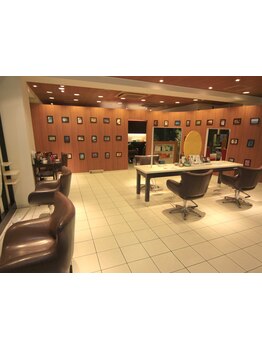 ゆったり寛げる落ち着いた品のある雰囲気×上質なサ-ビス。質の高い技術。いつもよりも少しだけ贅沢Time♪