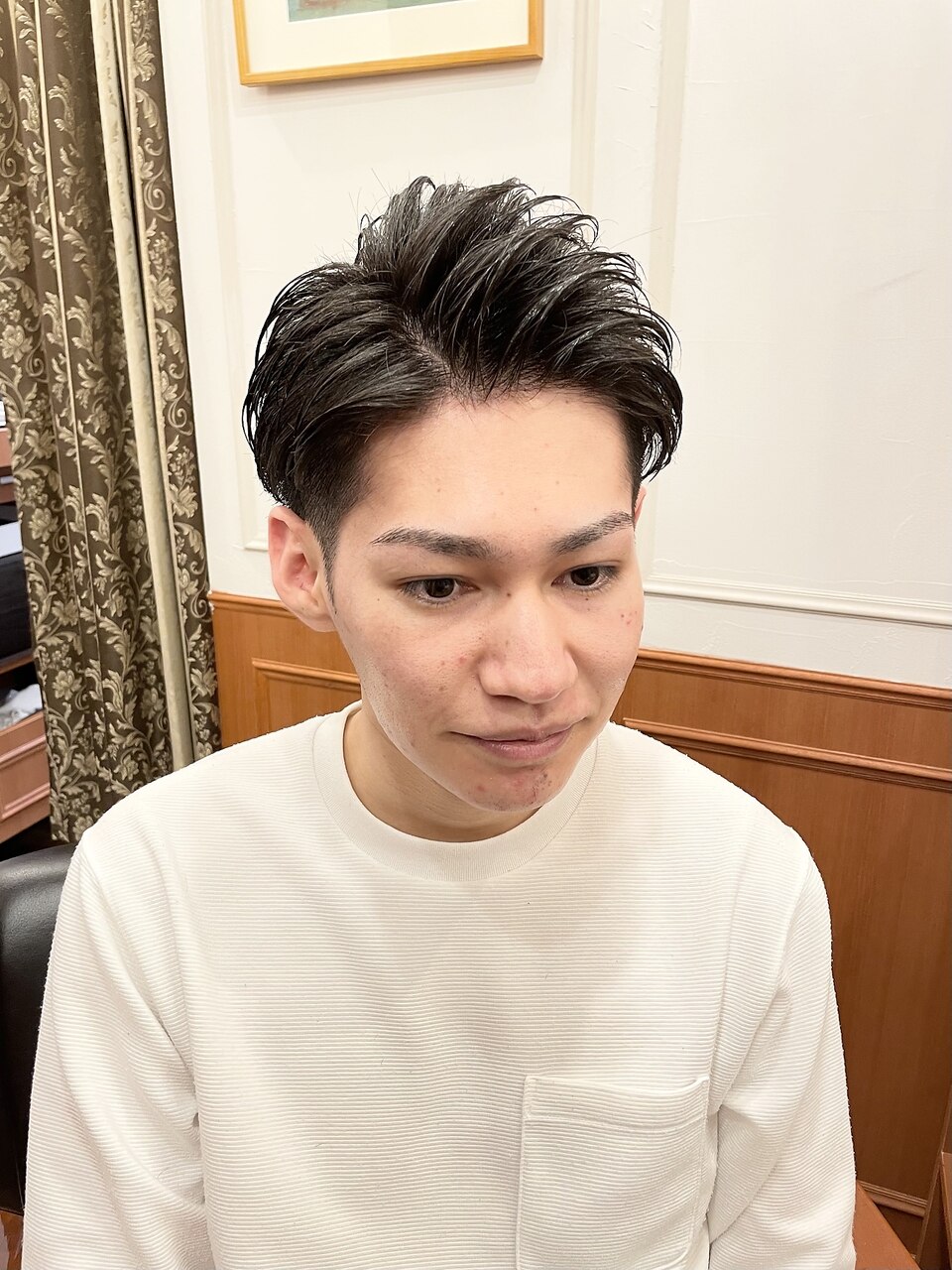 刈り上げ ショートセンターパート【ツーブロック刈り上げ：L143620642