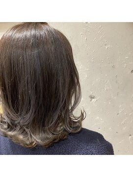 オーク ガーデン 中目黒(OAK garden) グラデーション グレージュ イルミナカラー 【OAK中目黒】