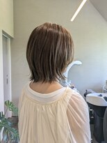 サロンドチカ(Salon de Chika) ボブスタイルのオリーブカラー
