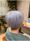 グレイヘア耳掛けショートボブ脱白髪染め髪質改善白髪ぼかし浦和