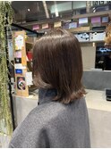 アッシュグレージュ