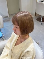 スペックホルダーミミ(Spec Holder mimi) ミルクティーベージュ ボブカット ブリーチ