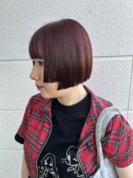 ヴォレ(voler) 顔まわり/切りっぱなしボブ/チェリーブラウン