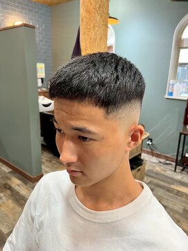 スタンドバーバー 柏(STAND BARBER) サーフカール/スパイキーショート/ブルーブラック/柏<理容室>