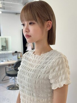 ヴィヴィー 福岡天神店(VIVIE) まとまりxツヤの大人ハイトーンストレート