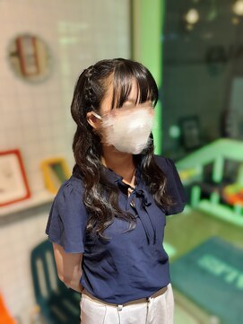 ヘアー アレス(hair ales) 編み上げハーフツイン