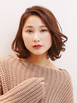 バッタ(Batta) ラフなハネ感の大人ボブ