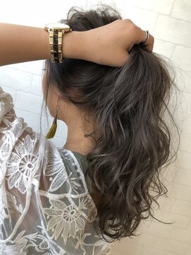 メリー(merry craftsman's factory) カーキアッシュベージュ アッシュブラウンka