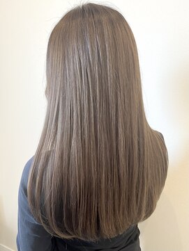 スウィートラヴィール(Sweet Ravir) 色素薄めで触れたくなる透け髪☆クリーミーベージュカラー