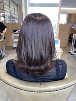 アドラーブル 万代店 (adorable)&nbsp;【くびれ】外ハネミディアム【ベージュ】10代20代30代