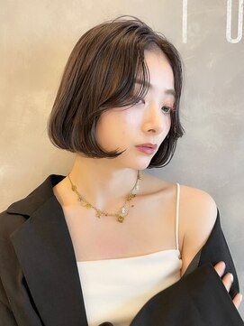 トルネード(TORNADO) 韓国風切りっぱなしボブ髪 チョコレート 小顔カット M0615