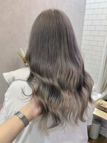 ロンド レア 天神大名店(Lond Le’a)&nbsp;天神大名ダブルカラーケアブリーチハイトーンシルバーグレー韓国