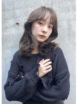 アンサム 久留米店(UNSOME) ミディアムレイヤー/グレージュ/くびれミディアム