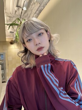 エルミタージュ(HERMITAGE) ホワイトベージュ