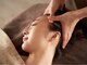 アロマエミュー(aroma emue)の写真/頭皮だけでなく全身の血行促進や自律神経を整える効果もあるヘッドスパ。頑張る自分にご褒美を◇