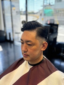 ヒロザバーバー(HIRO THE BARBER) ツーブロック×フェード
