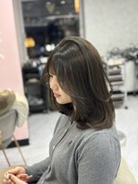 ジーナ 名駅(XENA.) オリーブグレージュ/オリーブベージュ/ミディアムレイヤー