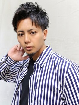 ルーツ(ROOTS)の写真/メンズヘアは、カット×眉カットで印象が変わります。プロにお任せの眉カットで好印象に。※眉カットのみ