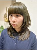 ハッシュカット×オリーブベージュ