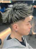 奈良メンズホワイトメッシュフェードジェットモヒカン短髪