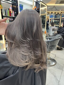 ラピス 渋谷本店(Lapis) グレージュカラー/レイヤーカット/髪質改善/海外風