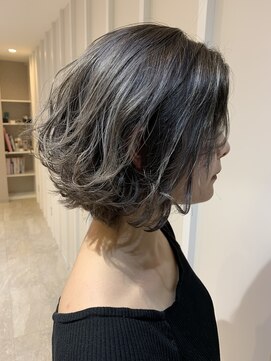 エイクス 津田沼(AQs) ミディアムヘア/暗めカラー/グランマッシュ/千葉