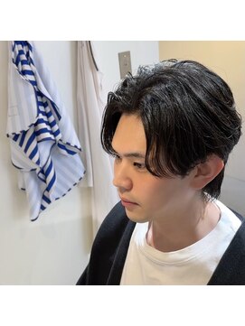 ガニメデ(GANYMEDE) フェザーパーマ[都島/野江/関目/メンズ/メンズカット/バーバー]