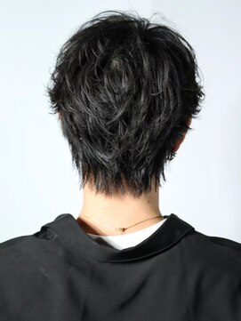 リタバイクロト(LITA by KUROT) MEN’S HAIR/波巻ツイストスパイラル/フェザーパーマ/那覇