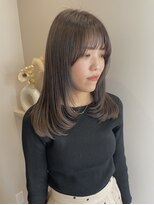 クム(QUMU) レイヤー × グレージュカラー