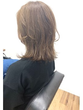 シエン(cien) 外ハネミディアム