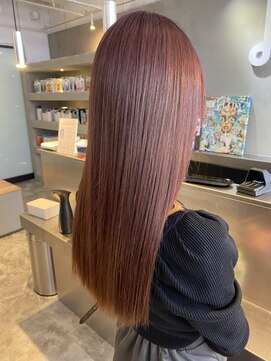 リトバイプティパ(Lit by petit-pas) ブリーチ1回でつくるピンクカラー