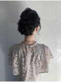 サイド 大きな 編み込み ゆるふわ 大きめ シニヨン ヘアアレンジ