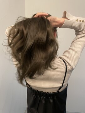 ディア(Dear) ブリーチなしのオリーブベージュ.