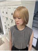 ブロンド/ボブ