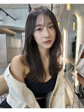 プアメリア 名古屋(Puamelia) 韓国風!顔まわりレイヤー×くびれヘア