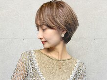 白髪は隠すものからデザインするものに_”大人の為のデザインカラー”