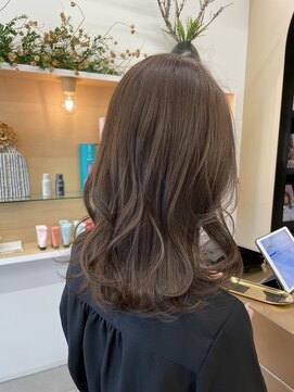 エイトヘアー(8 HAIR) khaki beige