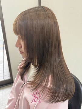 ラビス クローバー(Lovis clover) ホワイトブロンド/外ハネボブ/ワイドバング/ブルーブラック