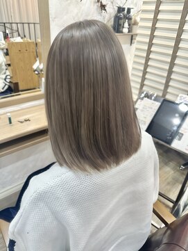 ラウラアンドロー(LAURA&RO) ミルクティーベージュダブルカラーインナーカラーケアブリーチ