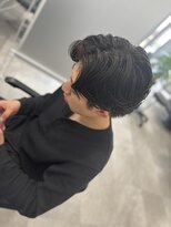 トイロ ウィステリア(toiro wisteria)&nbsp;毛流れパーマセンターパート
